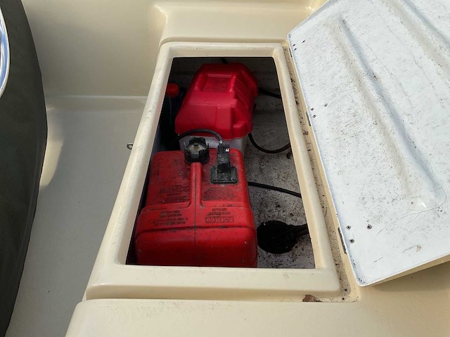 Comfort 430 met 9.9pk yamaha sloep inclusief trailer - afbeelding 9 van  28