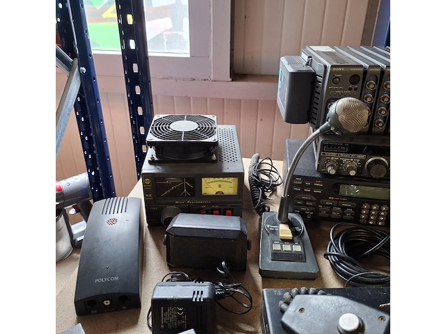 Communicatie en zend apparatuur, uniden/amx/alesis/magnum - afbeelding 2 van  10
