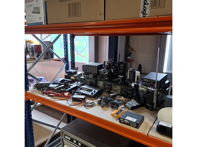 Communicatie en zend apparatuur, uniden/amx/alesis/magnum - afbeelding 1 van  10