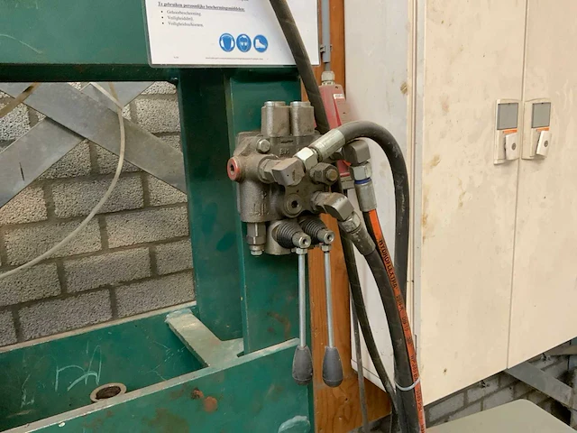 Compac hp50 g2 hydraulische pers - afbeelding 6 van  9