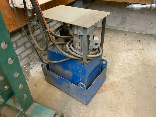 Compac hp50 g2 hydraulische pers - afbeelding 7 van  9
