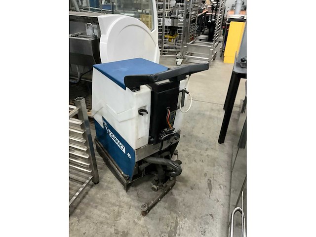 Compact 45 schrobmachine - afbeelding 3 van  5