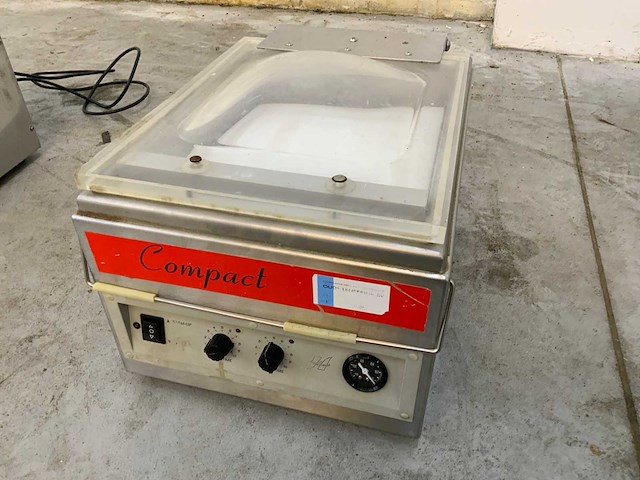 Compact mini vacuümmachine - afbeelding 1 van  4