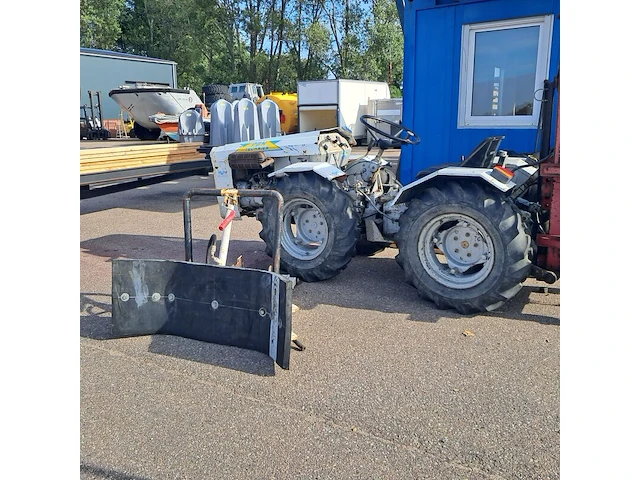 Compact-tractor, ebro, a 30 l, incl. hydraulische rubberschuif - afbeelding 1 van  16