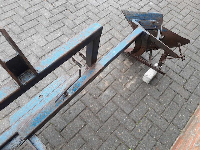 Compacte kuilploeg , kantploeg - afbeelding 4 van  6