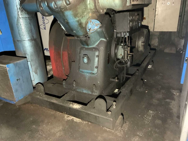 Compair - vm 500 - luchtcompressor - afbeelding 8 van  10