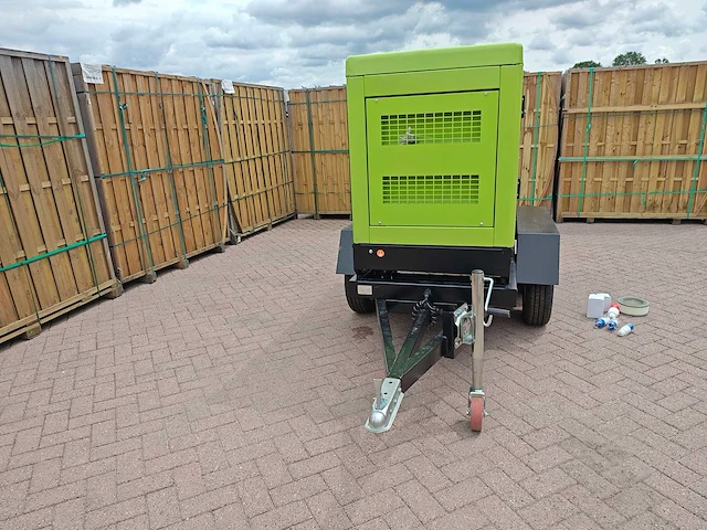 Compal power - 2026 - vg-r30 - stroomgenerator - afbeelding 13 van  15