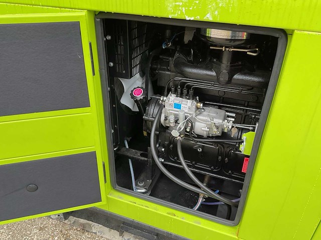 Compal power vg-r30 stroomgenerator - afbeelding 12 van  14