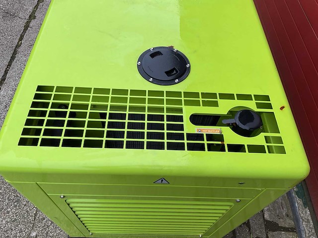 Compal power vg-r30 stroomgenerator - afbeelding 1 van  2
