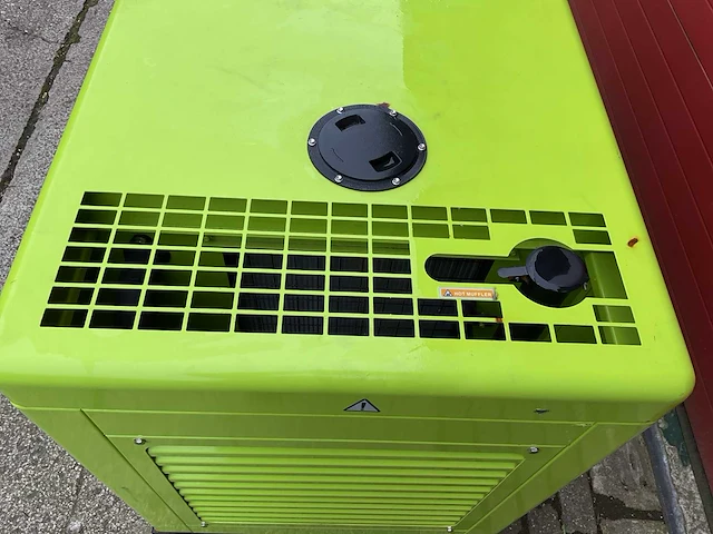 Compal power vg-r30 stroomgenerator - afbeelding 8 van  18