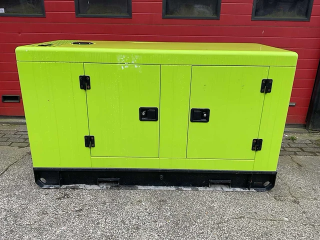 Compal power vg-r30 stroomgenerator - afbeelding 11 van  18