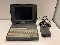 Compaq contura 3/25 klassieke monotoon laptop - afbeelding 1 van  7