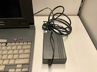 Compaq contura 3/25 klassieke monotoon laptop - afbeelding 4 van  7