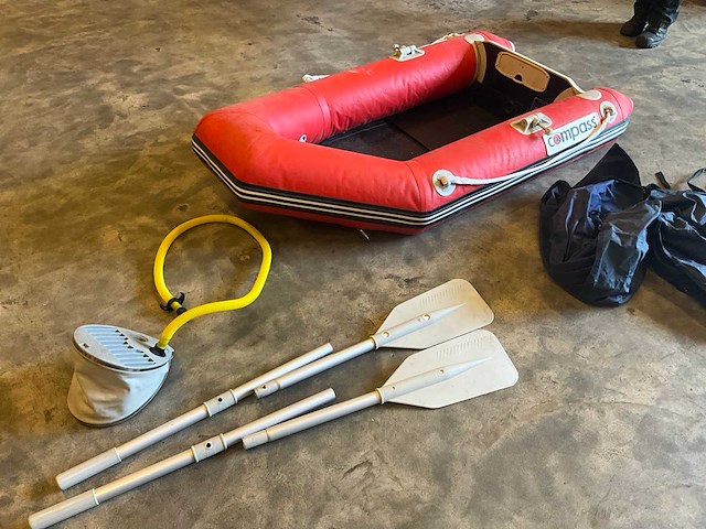 Compass - ms180red - rubberboot - afbeelding 1 van  7