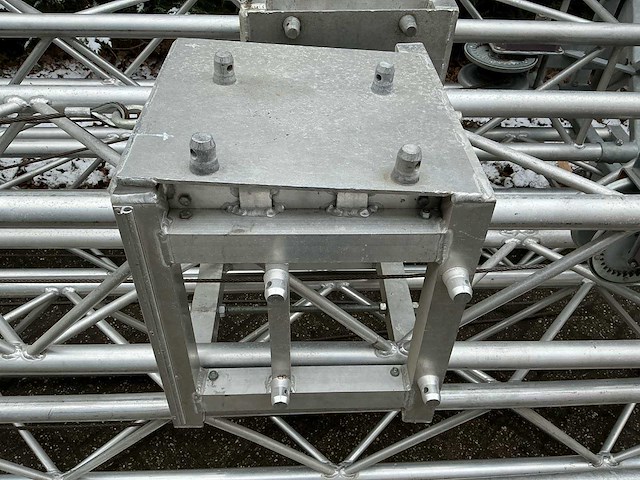 Compleet festival/evenementen podium 11x7x5,5 meter (bxdxh) - afbeelding 14 van  51