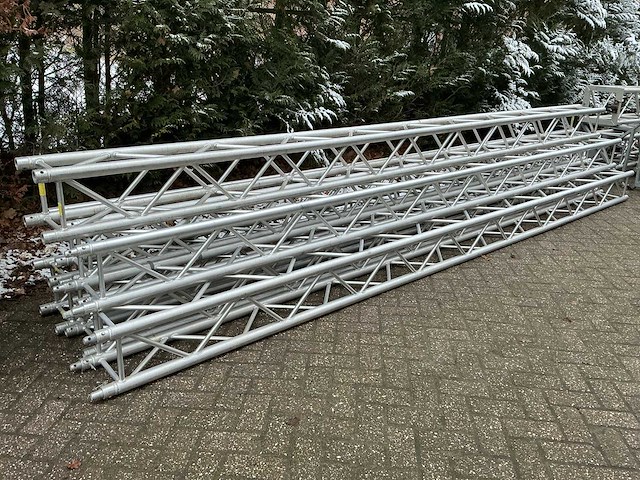 Compleet festival/evenementen podium 11x7x5,5 meter (bxdxh) - afbeelding 19 van  51