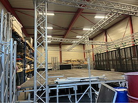 Compleet festival/evenementen podium 11x7x5,5 meter (bxdxh) - afbeelding 40 van  51