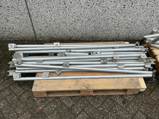 Compleet festival/evenementen podium 11x7x5,5 meter (bxdxh) - afbeelding 49 van  51