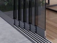 Compleet glazen schuifdeursysteem 3 deurs, veiligheidsglas 10 mm, 2400 mm breed, 3 stuks deuren 820 mm 2450 mm hoog, mat zwart ral 9005 - afbeelding 5 van  14