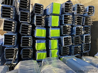 Compleet glazen schuifdeursysteem 6 deurs, veiligheidsglas 10 mm, 5610 mm breed, 6 stuks deuren 960 mm 2050 mm hoog, mat zwart ral 9005 - afbeelding 5 van  13