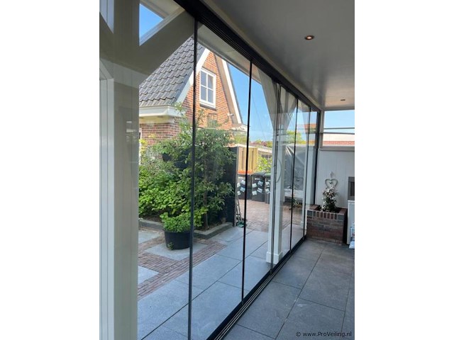Compleet glazen schuifdeursysteem 7 deurs, veiligheidsglas 10 mm, 6540 mm breed, 7 stuks deuren 960 mm 2000 mm hoog, antraciet ral 7016 - afbeelding 7 van  13