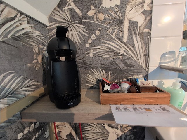 Compleet interieur b&b-kamer "aarde" - afbeelding 11 van  13