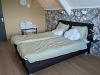 Compleet interieur b&b-kamer "aarde" - afbeelding 2 van  13
