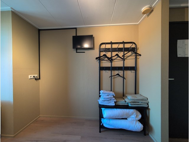 Compleet interieur b&b-kamer "aarde" - afbeelding 5 van  13