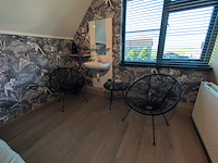 Compleet interieur b&b-kamer "aarde" - afbeelding 9 van  13