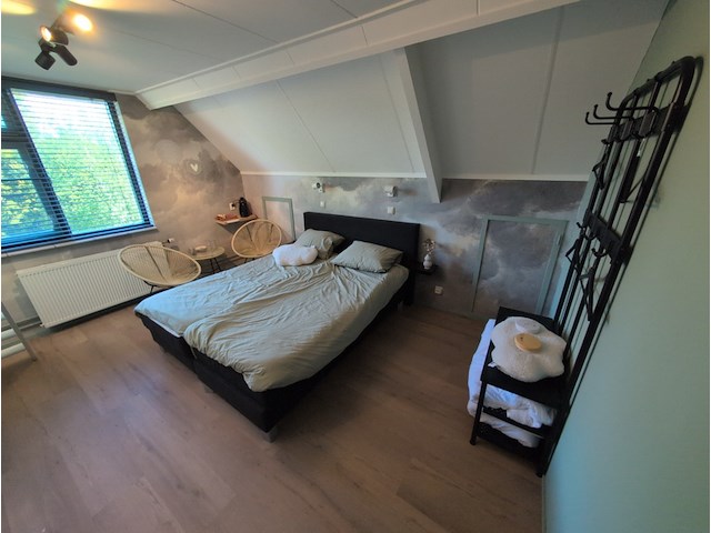 Compleet interieur b&b-kamer "lucht" - afbeelding 2 van  10