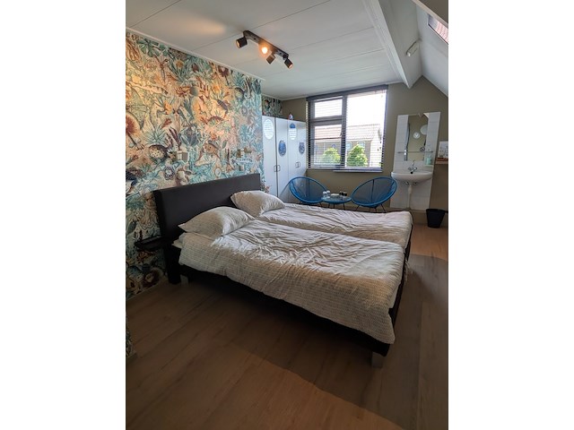 Compleet interieur b&b-kamer "water" - afbeelding 3 van  11