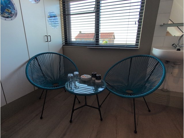 Compleet interieur b&b-kamer "water" - afbeelding 7 van  11