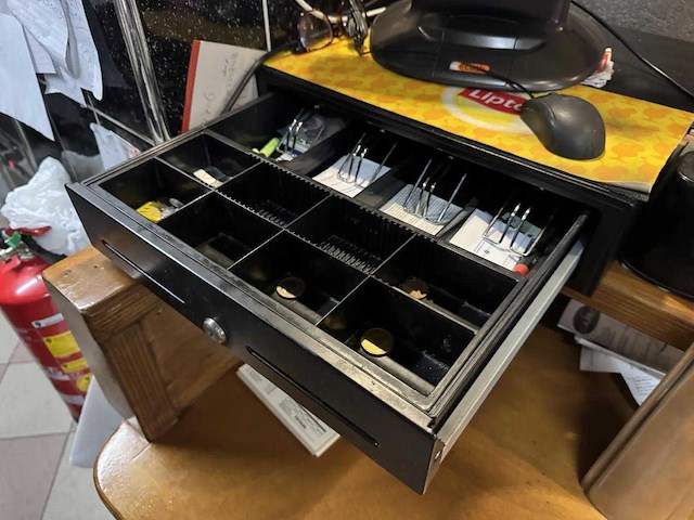 Compleet kassasysteem met thuisbezorgd - afbeelding 5 van  7