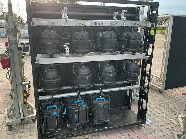 Compleet meatrack met inhoud - afbeelding 1 van  5