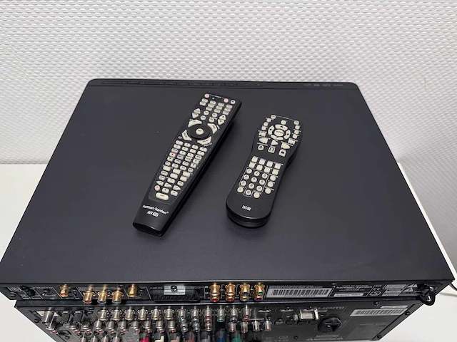 Compleet professioneel harman kardon home cinema set. - afbeelding 17 van  21