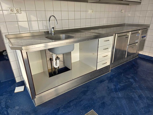 Compleet spoelmeubel met affinox rvs koelwerkbank - afbeelding 4 van  7