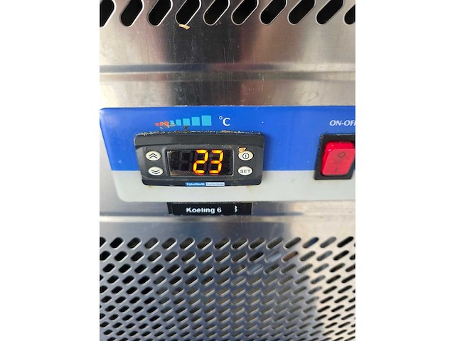 Compleet spoelmeubel met affinox rvs koelwerkbank - afbeelding 7 van  7