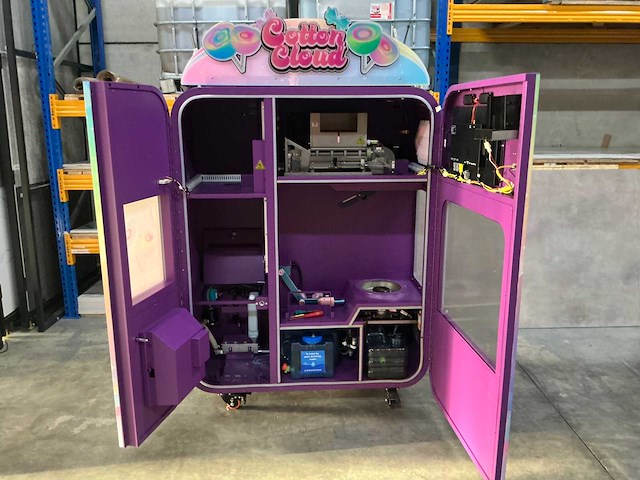 Compleet suikerspinconcept (3 machines + website, support en voorraad) combi kavel 92,93,94 - afbeelding 5 van  23