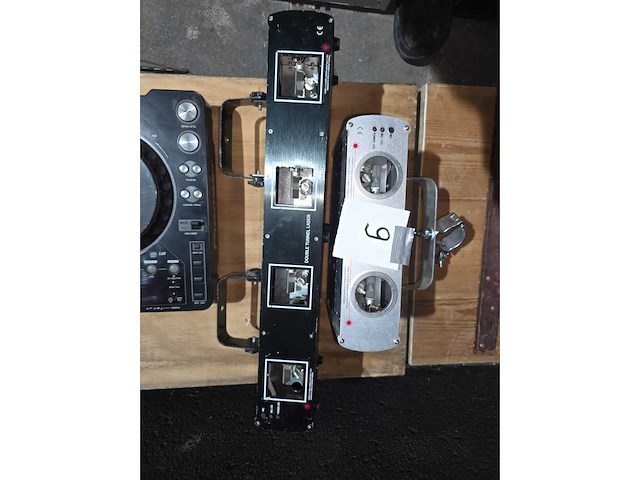 Compleet uitgebreide audio installatie met toebehoren - afbeelding 15 van  64