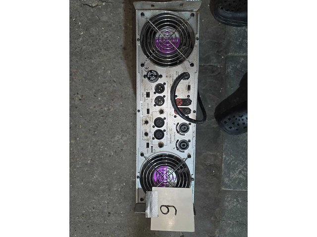 Compleet uitgebreide audio installatie met toebehoren - afbeelding 22 van  64