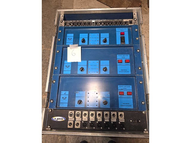 Compleet uitgebreide audio installatie met toebehoren - afbeelding 12 van  64