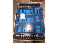 Compleet uitgebreide audio installatie met toebehoren - afbeelding 12 van  64