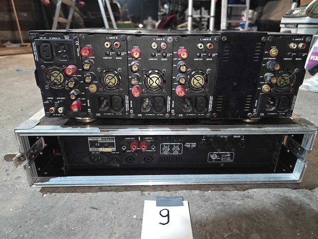 Compleet uitgebreide audio installatie met toebehoren - afbeelding 56 van  64