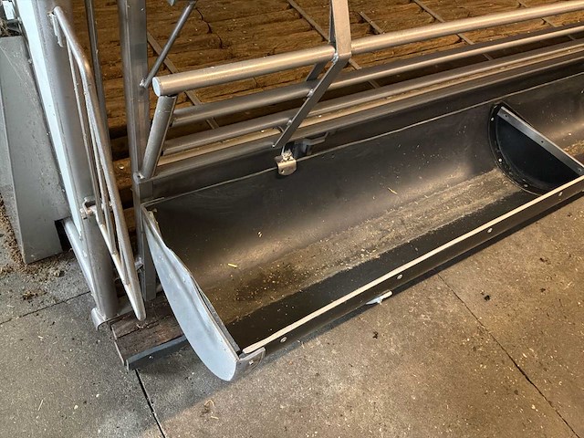 Compleet (varken) stalinrichting 105 x 28 - afbeelding 14 van  15