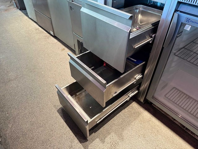 Complete bar achterwand met rvs spoel- en werktafel - afbeelding 4 van  17