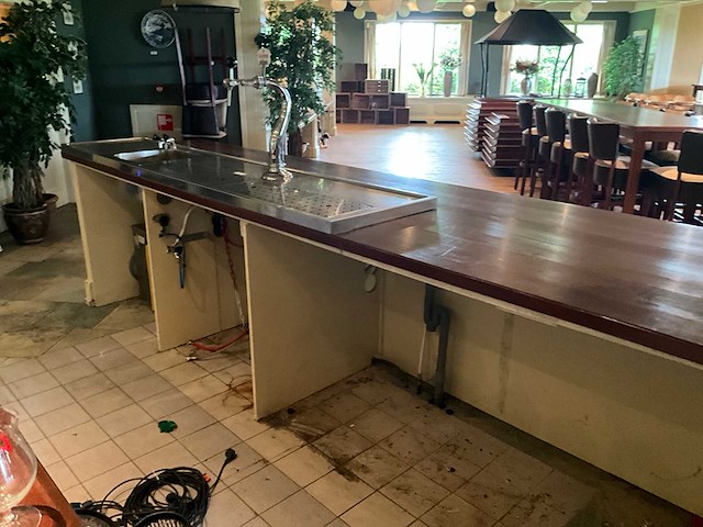 Complete bar - afbeelding 10 van  18