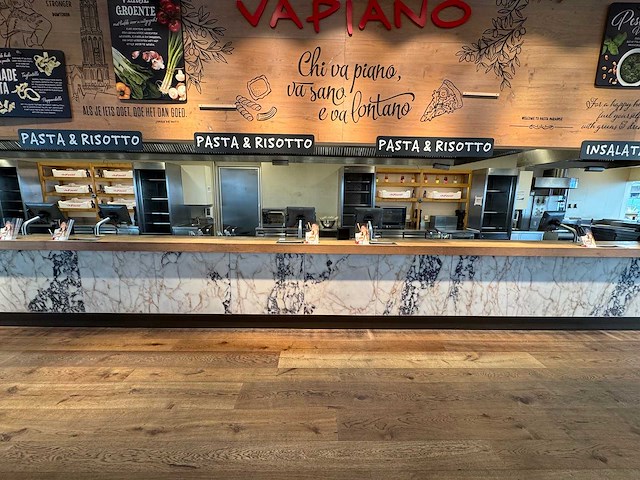 Complete frontcooking counter met apparatuur (combinatiekavel 10 t/m 33) - afbeelding 11 van  20