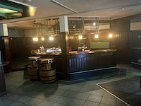 Complete hardhouten horecabar met tapinstallatie, koeling, 1.000 liter tank en lambrisering - afbeelding 41 van  73