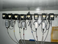 Complete hardhouten horecabar met tapinstallatie, koeling, 1.000 liter tank en lambrisering - afbeelding 66 van  73