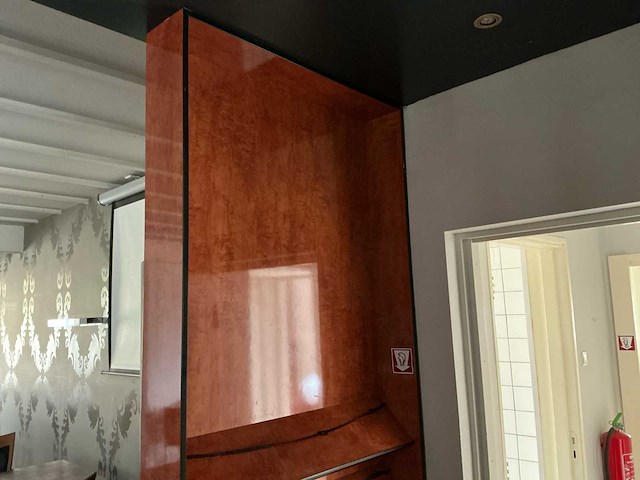 Complete horecabar met achterwand, koelingen, fustkoeler en spoelunit - afbeelding 6 van  15